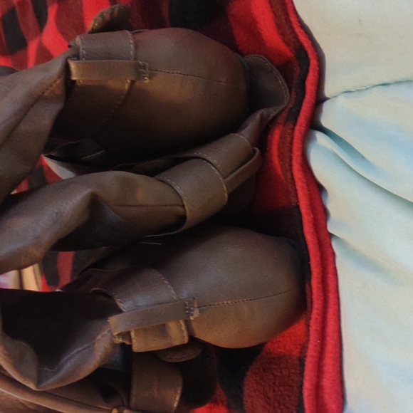 Women's Knee High Tan Boots - Picture 4 of 5